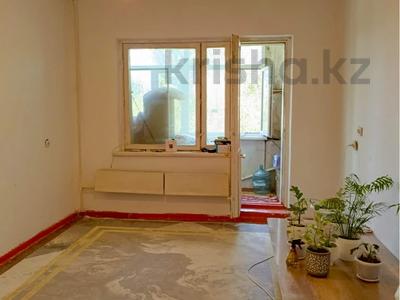 Продажа квартир в Жамбылской обл.: 2-комнатная квартира · 52 м² · 4/5 этаж, Алатау за 13.5 млн 〒 2-комнатная квартира · 52 м² · 4/5 этаж, Алатау за 13.5 млн 〒 в Таразе