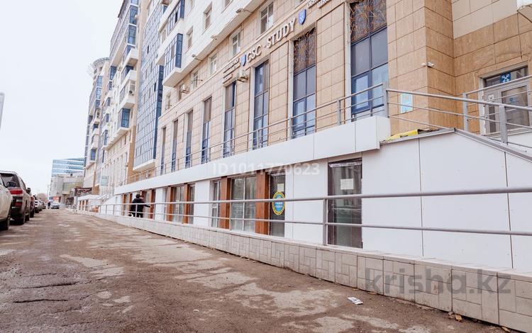 Еркін, кеңселер, дүкендер мен бутиктер, сұлулық салондары, кабинеттер және жұмыс орындары, студиялар · 56.1 м², бағасы: 561 000 ₸ в Астане, Есильский р-н — фото 2