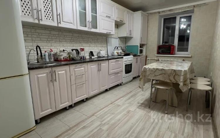 3-бөлмелі пәтер · 90 м² · 9/9 қабат, Актобе, улица Бокенбай Батыра, бағасы: 21 млн ₸ — фото 4
