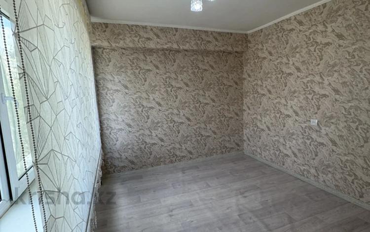 3-бөлмелі пәтер · 60 м² · 2/5 қабат, Шұғыла 20, бағасы: 13 млн ₸ в  — фото 2