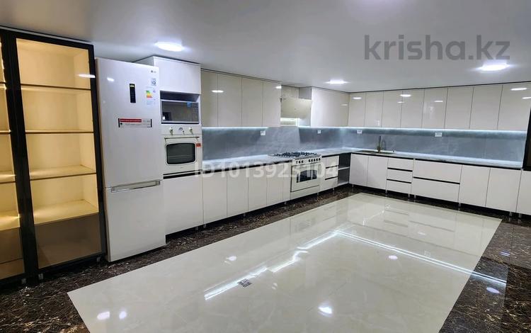 Жеке үй · 7 бөлме · 300 м² · 20 жүзд., Жайық 67, бағасы: 890 000 ₸ в Туркестане — фото 31