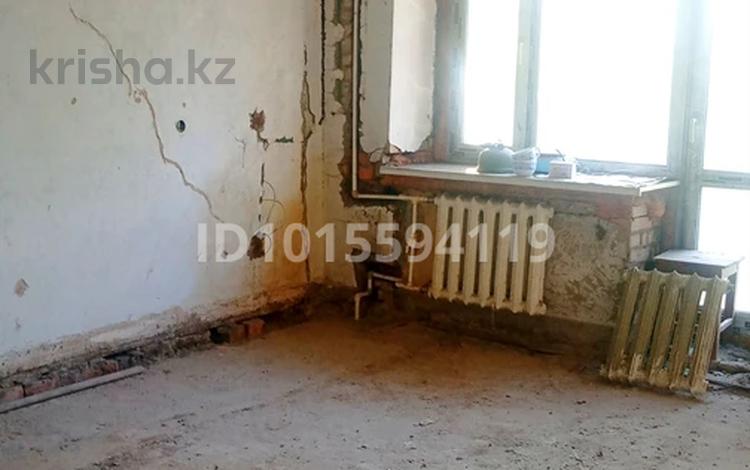 1-комнатная квартира · 30 м² · 2/5 этаж, мкр Михайловка , мкр Михайловка Крылова за 10 млн ₸ в Караганде, Казыбек би р-н — фото 2