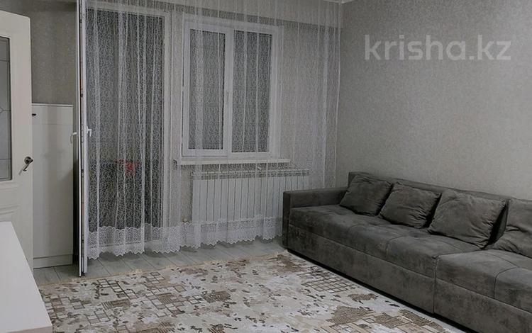 1-бөлмелі пәтер · 40 м² · 4/9 қабат, Микрорайон Алтын Ауыл 17, бағасы: 15 000 ₸ в Каскелене — фото 2
