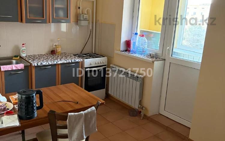 2-бөлмелі пәтер · 64 м² · 4/9 қабат, Сары Арқа ш/а 40, бағасы: 33 млн ₸ в Атырау, мкр Сары Арка — фото 2