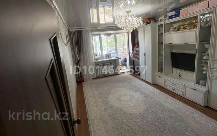 3-комнатная квартира · 57 м² · 2/5 этаж, Ивана франко 16 — Цум,19,10,8школи за 20 млн ₸ в Рудном — фото 2