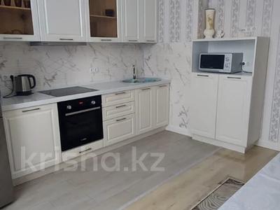 4-комнатная квартира · 120 м² · 2/40 этаж, Достык 5 за 400 000 ₸ в Астане, Есильский р-н