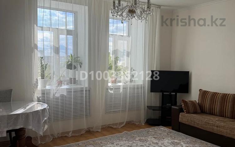3-комнатная квартира · 75 м² · 2/3 этаж, мкр Новый Город, Мустафина 26 за 30 млн ₸ в Караганде, Казыбек би р-н — фото 12