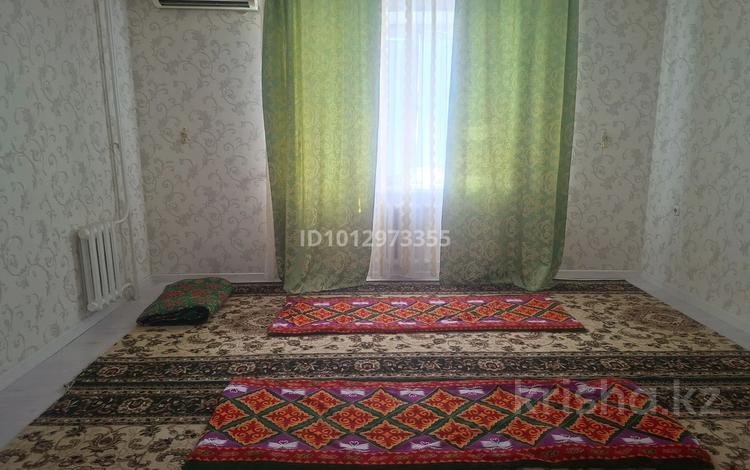 1-бөлмелі пәтер · 50 м² · 4/5 қабат, Астана мкр — ул Қараша, бағасы: 120 000 ₸ в  — фото 2