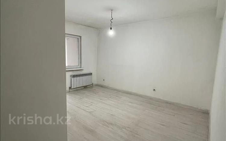 3-бөлмелі пәтер · 87 м² · 6/9 қабат, Северное Кольцо — Парковка у дома Квартира не угловая Выход окон на восток и запад Все коммуникации в отличном состоянии Документы готовы к сделке. Ипотеку проходит., бағасы: 39 млн ₸ в Алматы, Алатауский р-н — фото 3