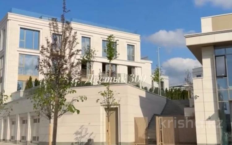 4-бөлмелі пәтер · 270 м² · 1/3 қабат, Достык 300, бағасы: 670 млн ₸ в Алматы, Медеуский р-н — фото 21