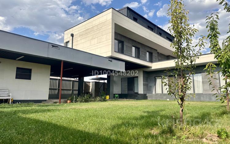 Отдельный дом · 7 комнат · 255 м² · 6 сот., Коктем 2 за 175 млн 〒 в Туздыбастау (Калинино) — фото 2