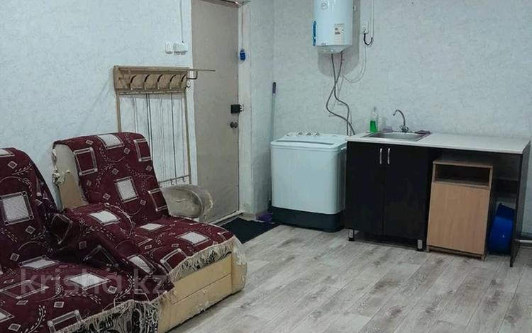 1-бөлмелі пәтер · 18 м² · 2/5 қабат, Валиханова, бағасы: 5.9 млн ₸ в Петропавловске — фото 2
