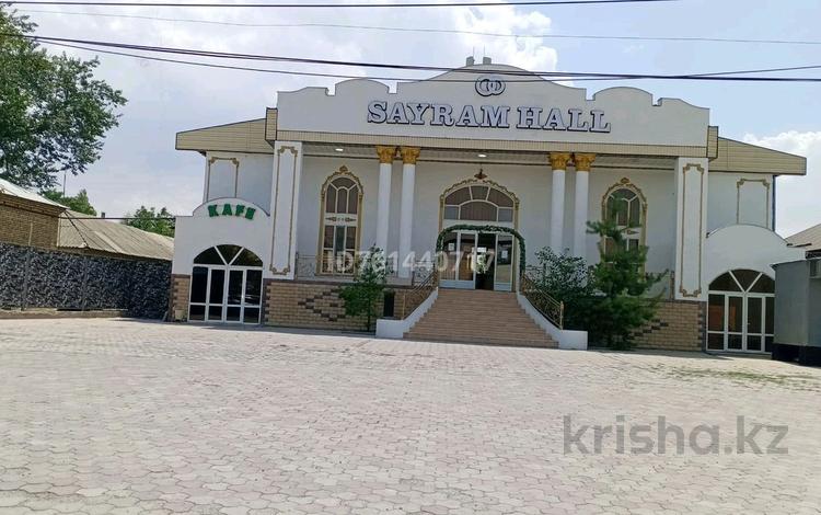 Магазины и бутики, склады, общепит, развлечения · 1700 м² за ~ 250 млн 〒 в Шымкенте, Каратауский р-н — фото 29