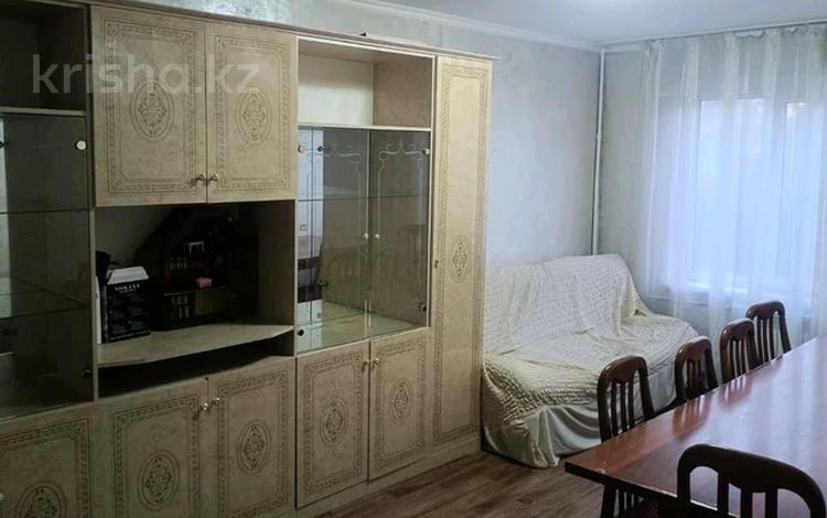 3-комнатная квартира · 78.8 м² · 4/5 этаж, мкр Аксай-3Б 11 — Толе би и Яссауи за 270 000 ₸ в Алматы, Ауэзовский р-н — фото 2