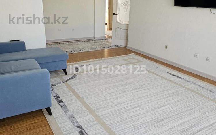 2-комнатная квартира · 70 м² · 3/5 этаж, мкр Нурсат 208 за 200 000 ₸ в Шымкенте, Каратауский р-н — фото 2
