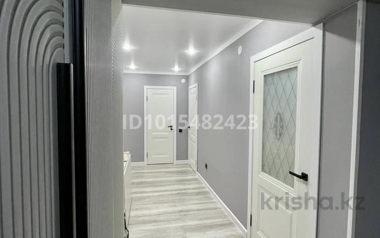 3-бөлмелі пәтер · 80 м² · 8/16 қабат, Кулагер 4 — 9-мкр Кулагер, бағасы: 350 000 ₸ в Талдыкоргане — фото 2