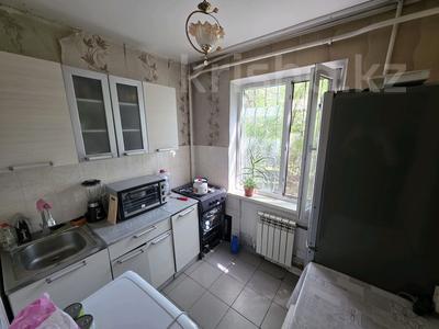 2-комнатная квартира · 44 м² · 1/5 этаж, Мкр. Самал 20 за 13.2 млн ₸ в Талдыкоргане, военный городок Улан