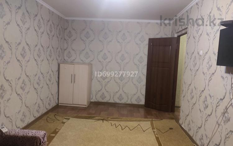 1-бөлмелі пәтер · 33 м² · 1/5 қабат, мкр Тастак-1 15 — Толе би Матезалки, бағасы: 28 млн ₸ в Алматы, Ауэзовский р-н — фото 2
