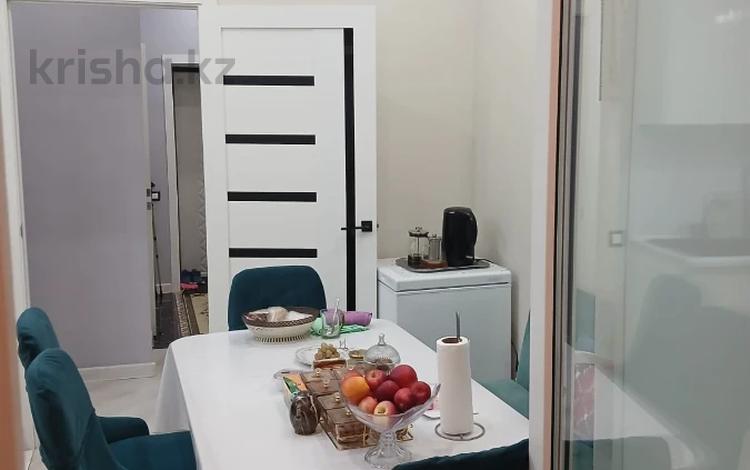 3-комнатная квартира · 80.4 м² · 5/8 этаж, Шоссе Коргалжын 15/1 за 56.6 млн ₸ в Астане, Нура р-н — фото 24