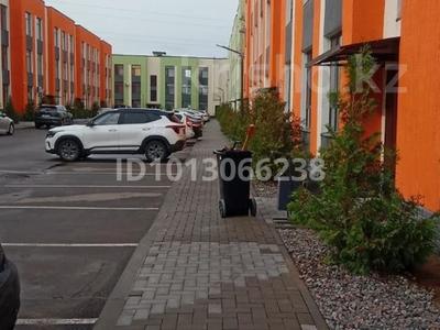 1-бөлмелі пәтер · 31.8 м² · 1/3 қабат, Аубакирова 12/45а, бағасы: 16 млн ₸ в 
