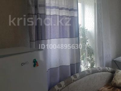 3-комнатная квартира · 65 м² · 1/2 этаж, Казбекова — Рядом поликлиника за 15 млн 〒 в Балхаше