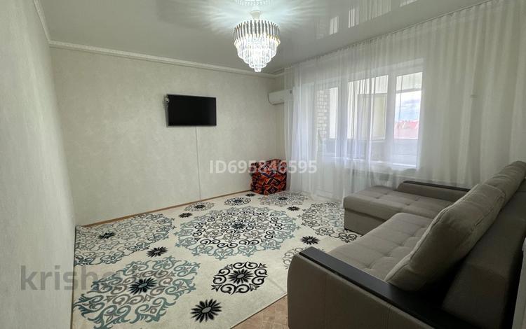 1-бөлмелі пәтер · 46.7 м² · 2/9 қабат, мкр Кунаева 27, бағасы: 20 млн ₸ в Уральске — фото 2