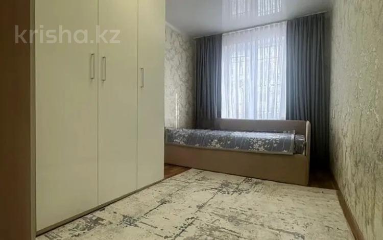 2-комнатная квартира · 45 м² · 1/5 этаж, мкр Аксай-2 за 31 млн ₸ в Алматы, Ауэзовский р-н — фото 9