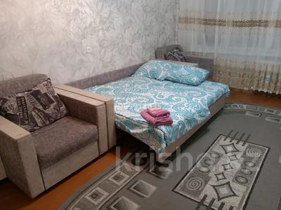 1-комнатная квартира · 34 м² · 4/5 этаж · посуточно, Кабанбай батыра 126 — Бурова за 8 000 〒 в Усть-Каменогорске