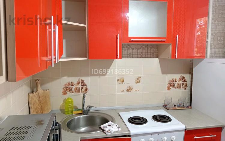 1-бөлмелі пәтер · 34 м² · 4/5 қабат, Бурова 15 — Кабанбай батыра, бағасы: 8 000 ₸ в Усть-Каменогорске — фото 31