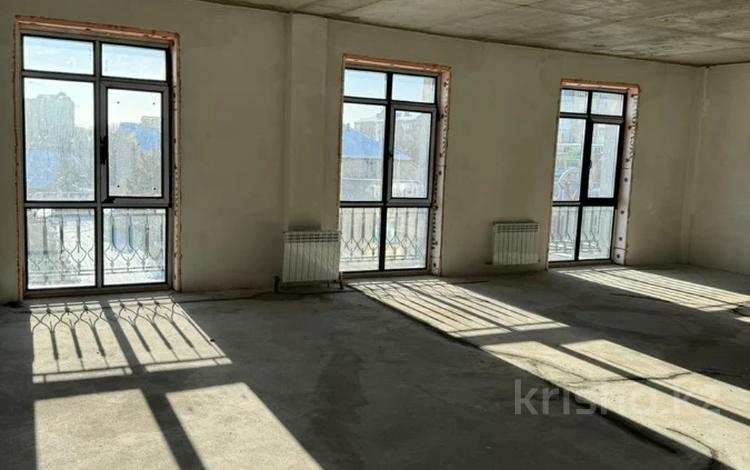 4-бөлмелі пәтер · 150 м² · 3/7 қабат, мкр Михайловка , Аманжолова — с/м Аян, Школьник, д/с Таншолпан,Туран, бағасы: 89 млн ₸ в Караганде, Казыбек би р-н — фото 5