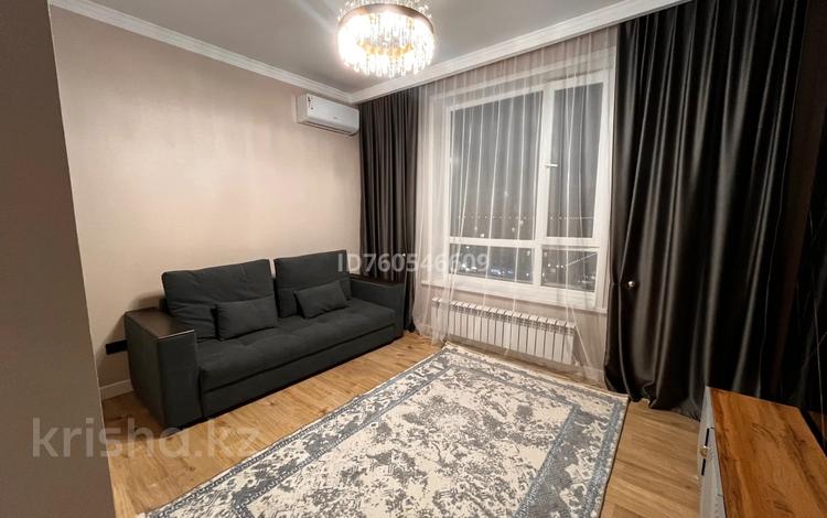1-комнатная квартира · 40 м² · 9/9 этаж, Туран 45/1 — Туран за 250 000 ₸ в Астане, Нура р-н — фото 2
