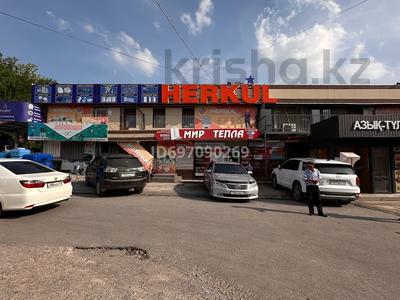 Свободное назначение, офисы, магазины и бутики, склады, общепит, бани, гостиницы и зоны отдыха, медцентры и аптеки, образование · 2700 м² за 950 млн 〒 в Шымкенте, Енбекшинский р-н