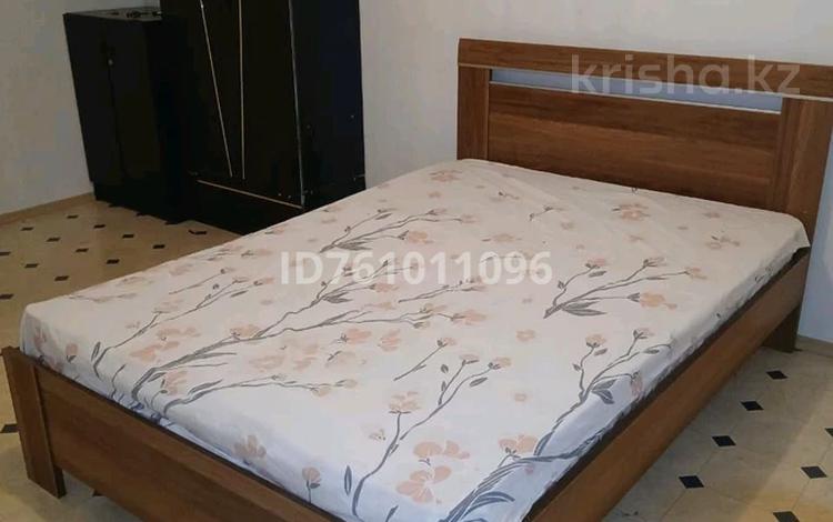 1-бөлмелі пәтер · 35 м² · 1/5 қабат, 10 микрорайон, бағасы: 80 000 ₸ в Аксае — фото 8