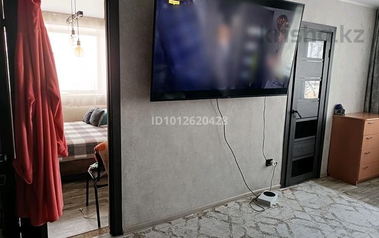 4-бөлмелі пәтер · 69 м², ул. Багдата Шаяхметова, бағасы: 250 000 ₸ в Усть-Каменогорске, Ульбинский — фото 9