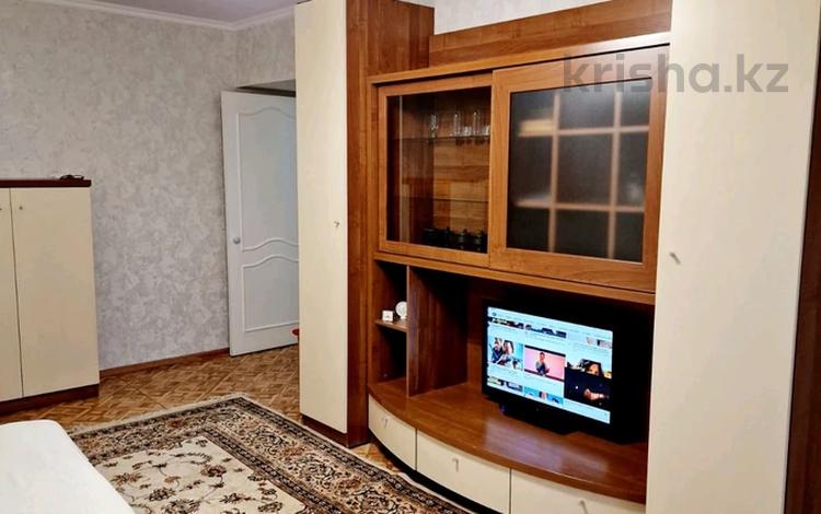 2-комнатная квартира, 45 м², 5/5 этаж помесячно, мкр Орбита-1 за 250 000 〒 в Алматы, Бостандыкский р-н — фото 2