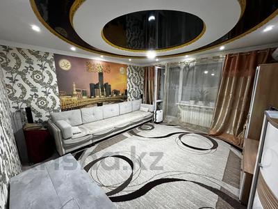 3-комнатная квартира · 73 м² · 5/5 этаж, Майкудук, мкр Шахтёрский за 14.5 млн ₸ в Караганде, Алихана Бокейханова р-н