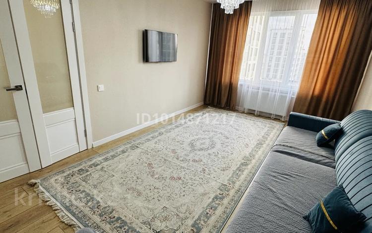 1-комнатная квартира · 35 м² · 9/14 этаж, Улы Дала 12 за 250 000 ₸ в Астане, Нура р-н — фото 2