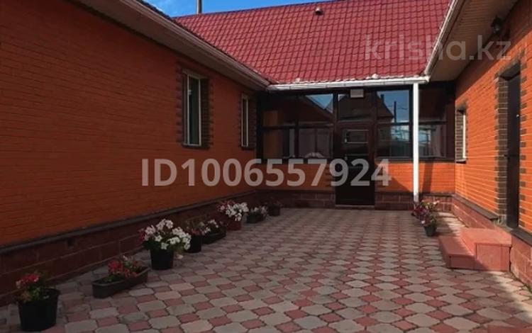 Отдельный дом · 7 комнат · 285 м² · 6.5 сот., Жалаулы 2 — 19 школы за 77 млн 〒 в Астане, Сарыарка р-н — фото 31