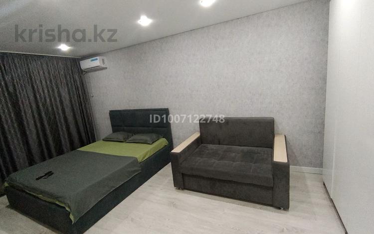 1-бөлмелі пәтер · 36 м² · 1/9 қабат, Кривенко 85 — Мечеть, бағасы: 10 000 ₸ в Павлодаре — фото 3