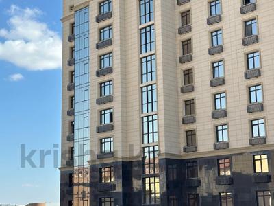 Пәтерлер в Атырауской обл.: 4-бөлмелі пәтер · 180.1 м² · 7/9 қабат, Елорда 19/1, бағасы: 75 млн 〒 4-бөлмелі пәтер · 180.1 м² · 7/9 қабат, Елорда 19/1, бағасы: 75 млн 〒 в Атырау