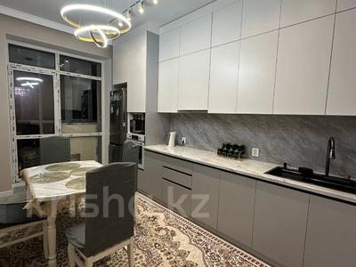 2-комнатная квартира, 57 м², 8/12 этаж, ​Чингиз Айтматов 52 за 29 млн 〒 в Астане, Есильский р-н