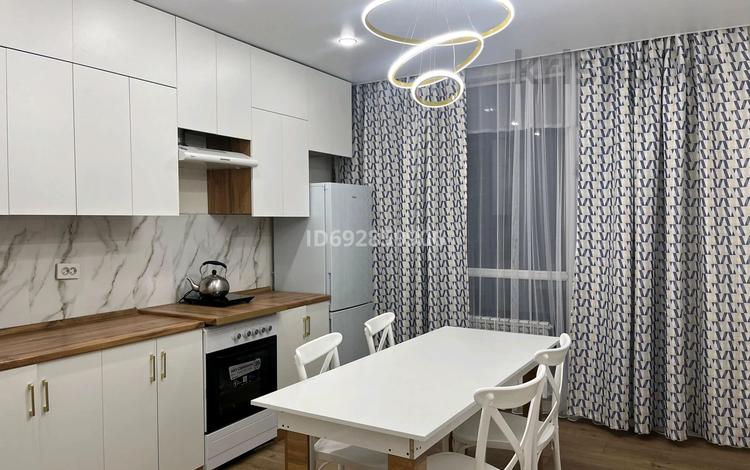 3-бөлмелі пәтер · 70 м² · 5/7 қабат, Касыма шарипова 206/6 к1 — Пробиваемая саина, бағасы: 300 000 ₸ в Алматы, Алатауский р-н — фото 2
