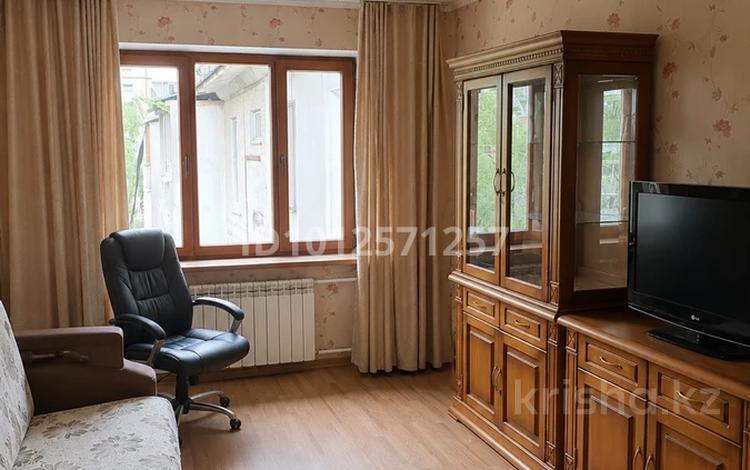 2-бөлмелі пәтер · 50.8 м² · 5/5 қабат, мкр Алмагуль 33, бағасы: 48 млн ₸ в Алматы, Бостандыкский р-н — фото 2