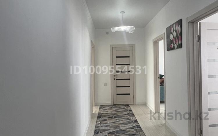 2-комнатная квартира · 84 м² · 3/4 этаж, Войнов интернационалистов за 175 000 ₸ в Уральске — фото 3