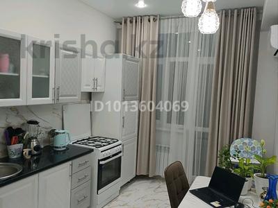 1-бөлмелі пәтер · 43.6 м² · 10/10 қабат, Нұрсая ш/а., Абулхайыр хана 51а, бағасы: 25 млн ₸ в Атырау, мкр Нурсая