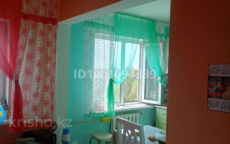 3-комнатная квартира · 61 м² · 5/5 этаж, Мухаметжанова за 16 млн 〒 в Балхаше — фото 2