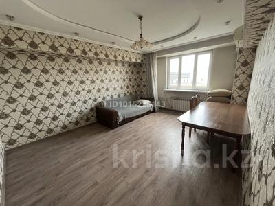 Отдельный дом · 3 комнаты · 80 м² · 1 сот., Толе би за 300 000 ₸ в Алматы, Ауэзовский р-н