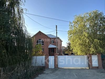Отдельный дом · 5 комнат · 250 м² · 12 сот., мкр Кокарна за 55 млн ₸ в Атырау