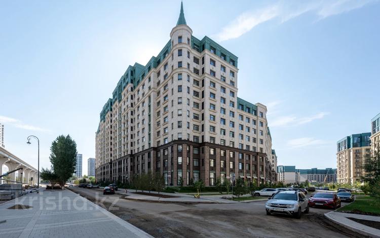3-комнатная квартира · 102.2 м² · 11/12 этаж, Калдаякова 8 — Видео отправлю по запросу! Видовая квартира распашонка, окна на ЛРТ и на Абу Даби плаза. Бизнес класс от Bazis A. Станция ЛРТ - Национальный музе и Мечеть Хазрет Султан в шаговой доступности за 115 млн ₸ в Астане, Сарайшык р-н — фото 47