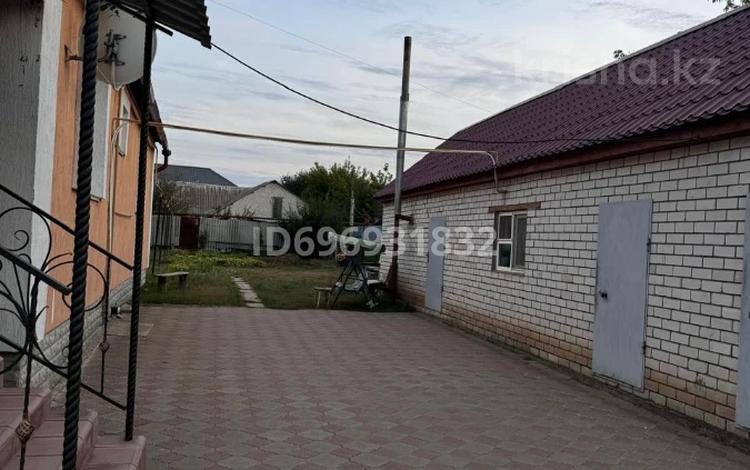 Отдельный дом · 5 комнат · 217.7 м² · 10 сот., мкр Жана Орда — Ул.Достык за 57 млн ₸ в Уральске — фото 2